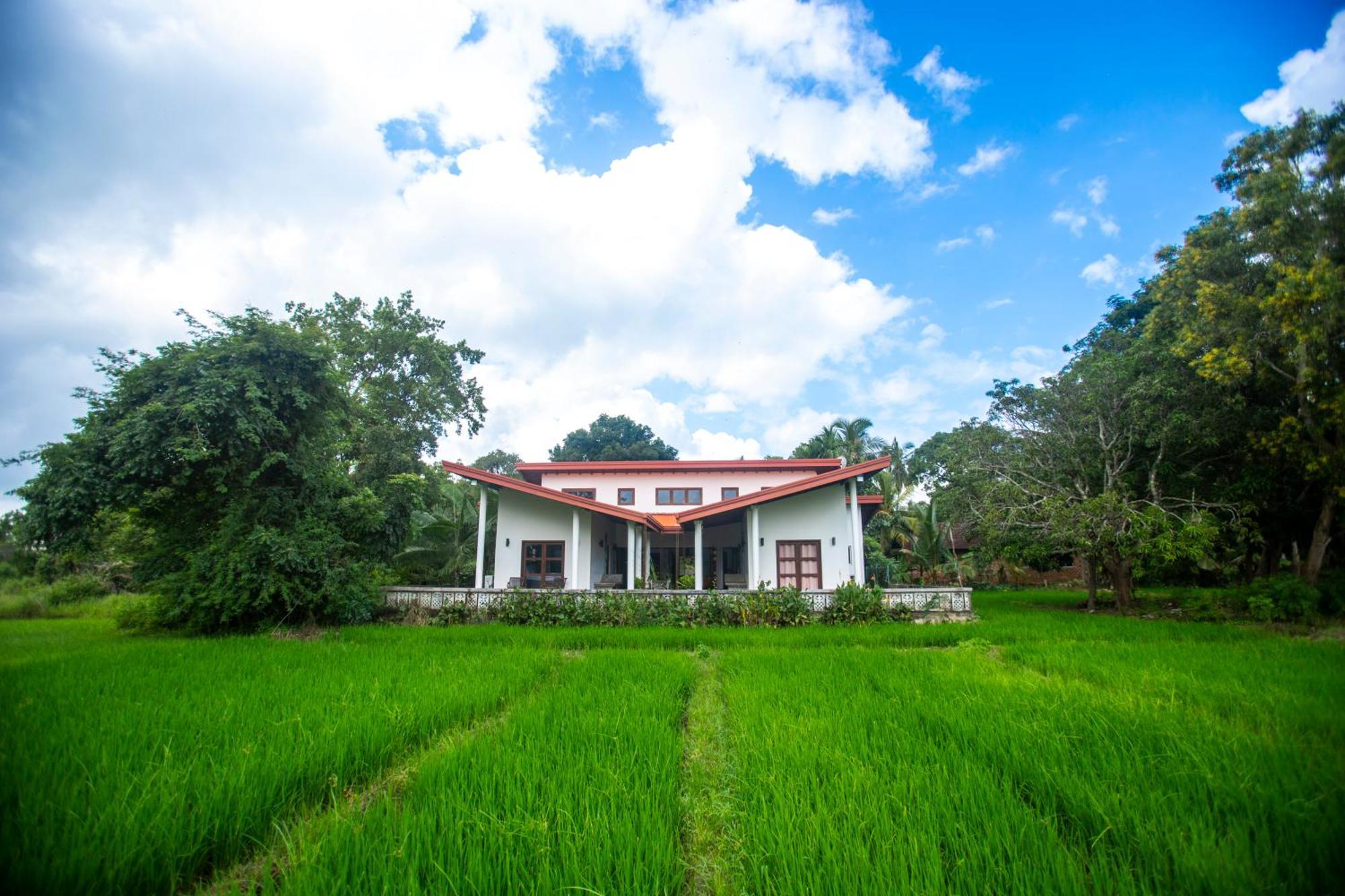 Kumbura Homestay Kibissa Exterior photo